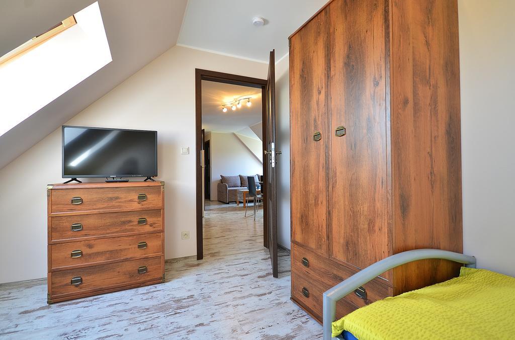 Hotel Pod Strzecha à Ujście-Darłowskie Extérieur photo