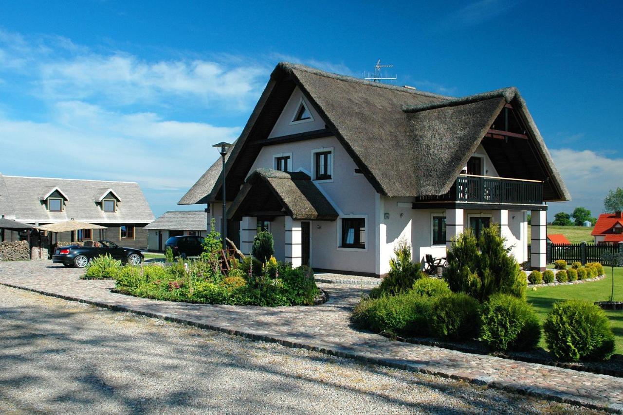 Hotel Pod Strzecha à Ujście-Darłowskie Extérieur photo